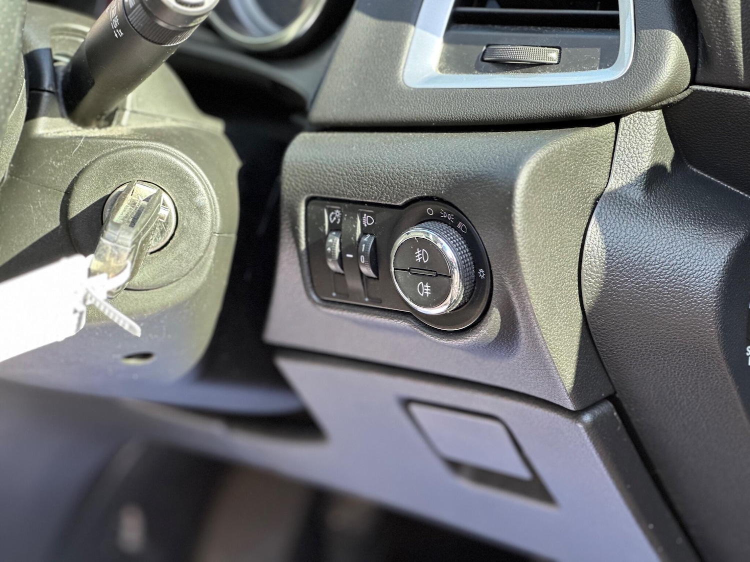 Used Vauxhall Astra 2015 for sale - 76013055: Photo 16