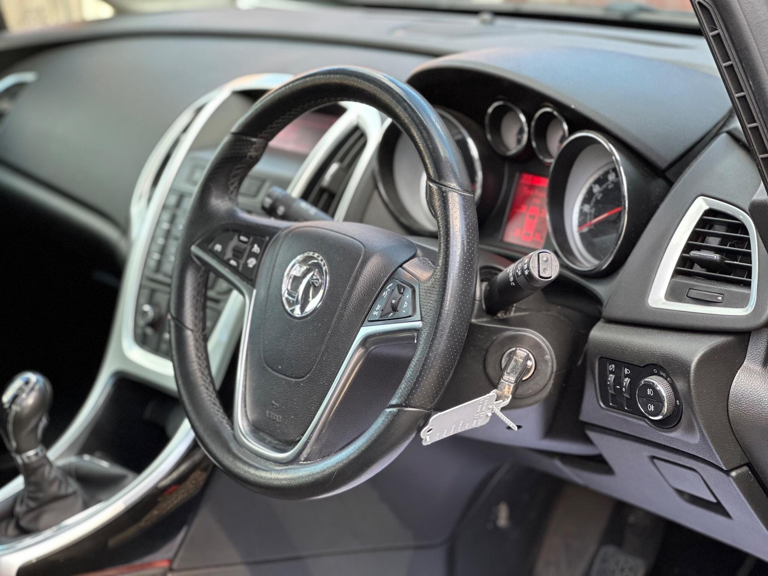 Used Vauxhall Astra 2015 for sale - 76013055: Photo 20
