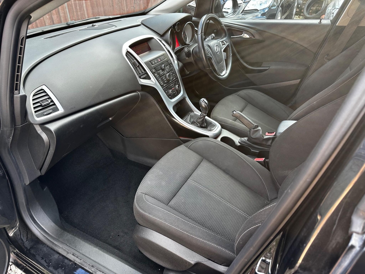 Used Vauxhall Astra 2015 for sale - 76013055: Photo 24