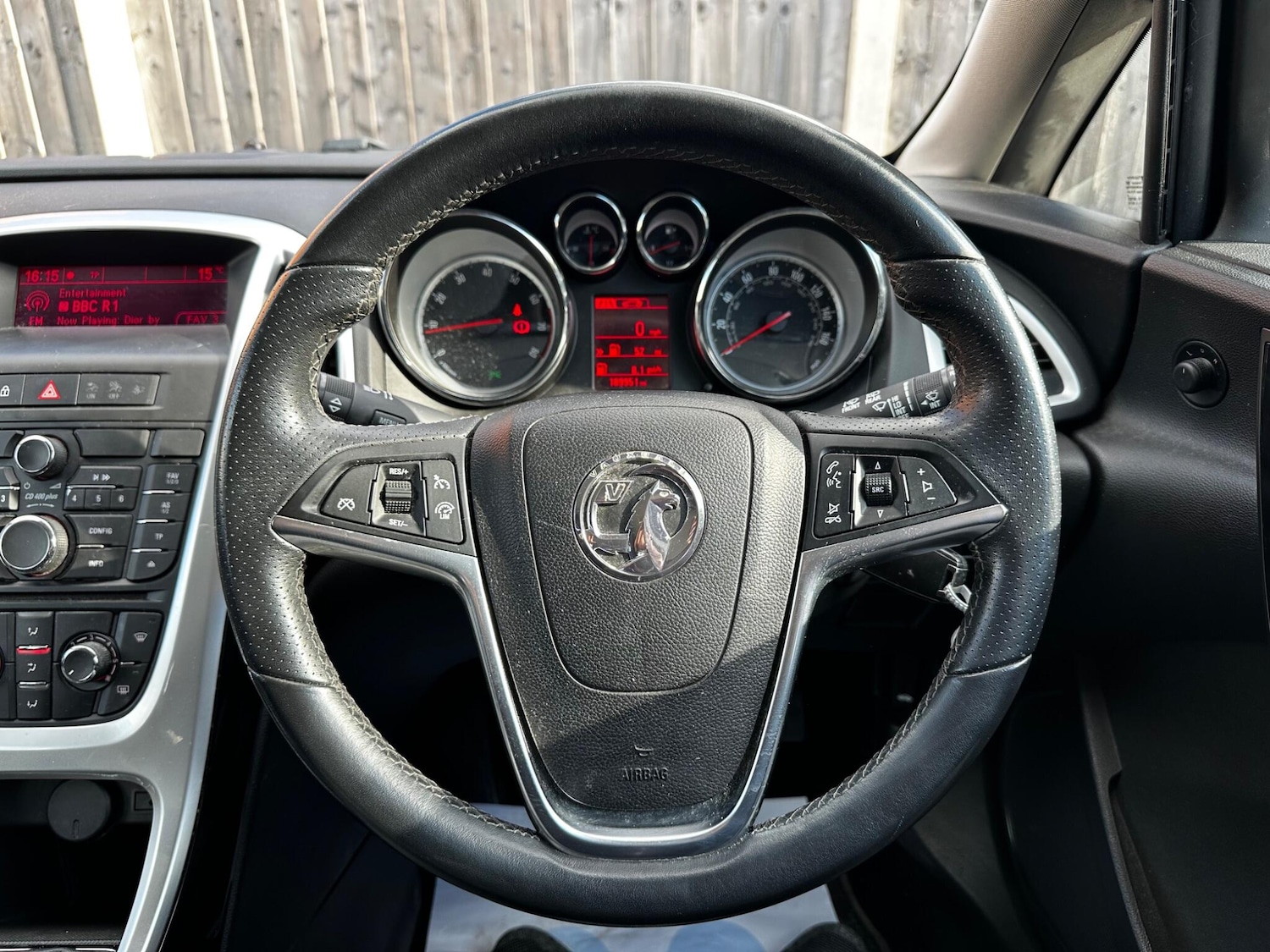 Used Vauxhall Astra 2015 for sale - 76013055: Photo 32