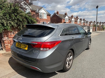 Used Hyundai i40 2014 for sale - 79426585: Photo
