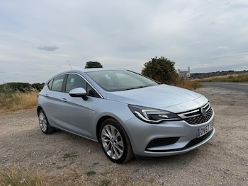 Used Vauxhall Astra 2017 for sale - 79362184: Photo