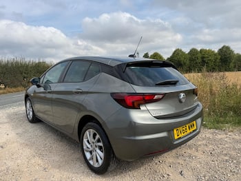 Used Vauxhall Astra 2018 for sale - 79645494: Photo