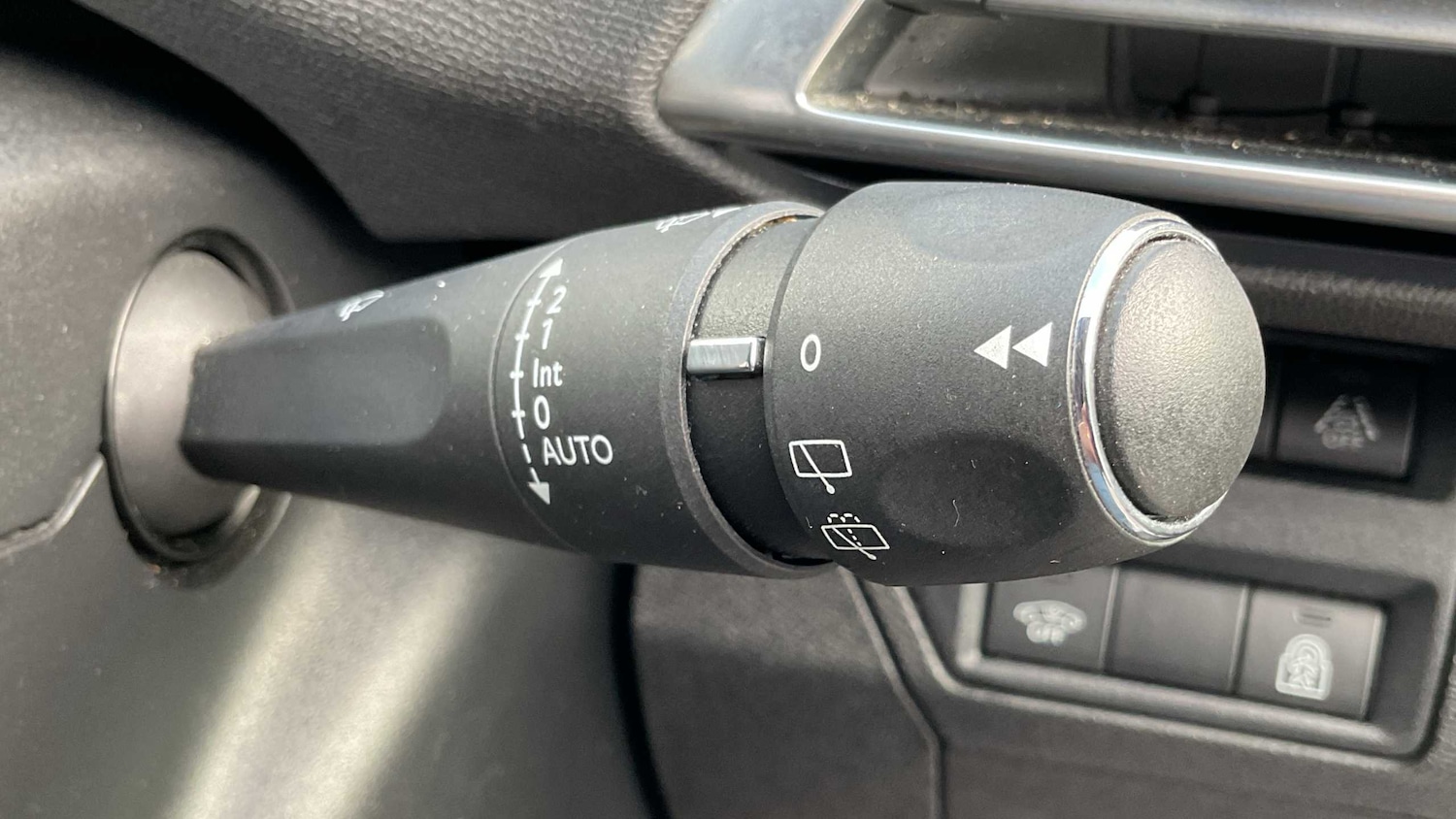 Used Peugeot 3008 2022 for sale - 75968165: Photo 29