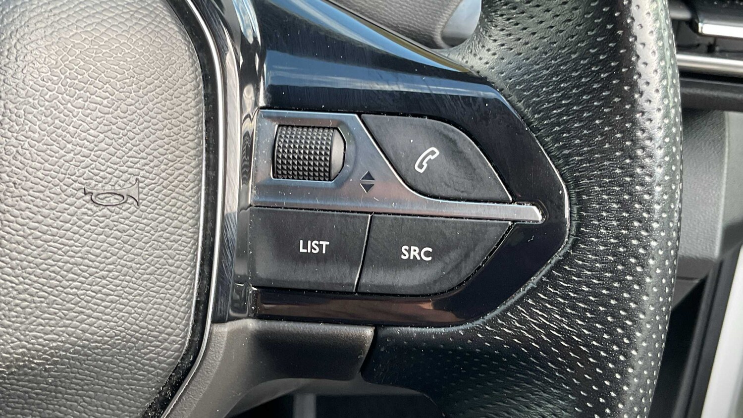 Used Peugeot 3008 2022 for sale - 75968165: Photo 31