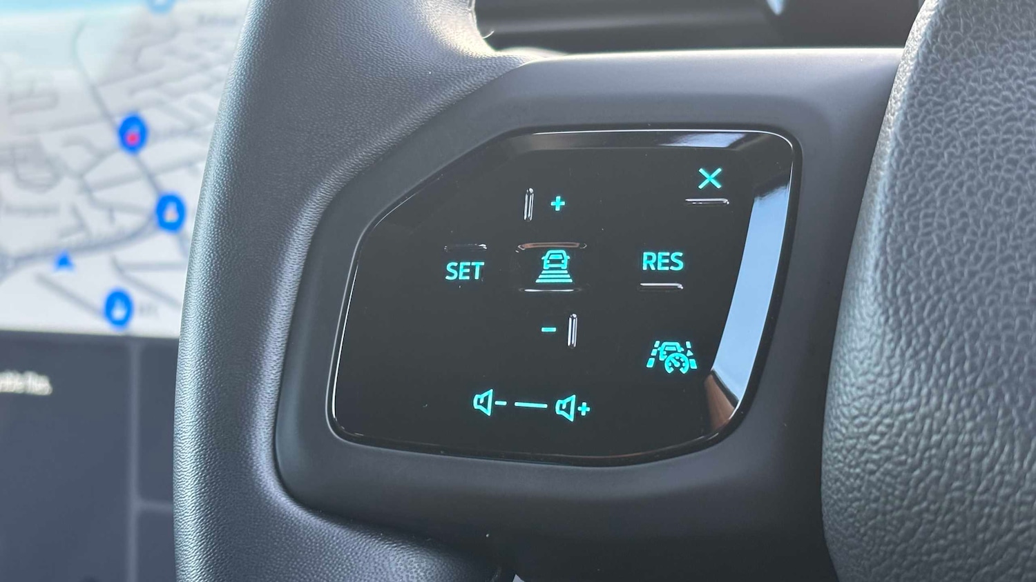 Used Ford Explorer 2024 for sale - 78076888: Photo 17