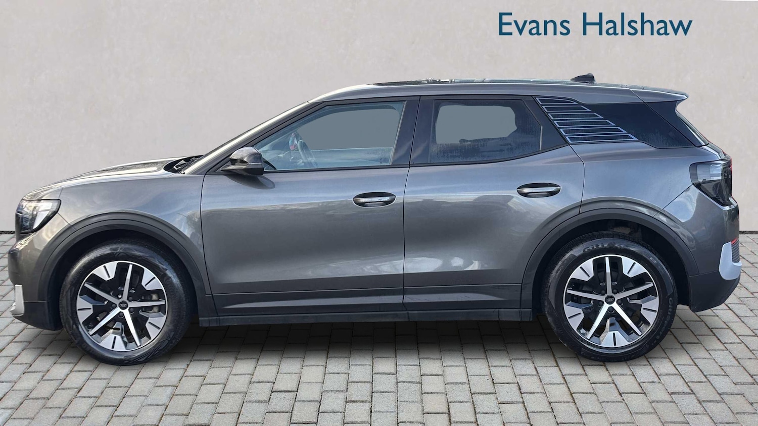 Used Ford Explorer 2024 for sale - 78076888: Photo 3