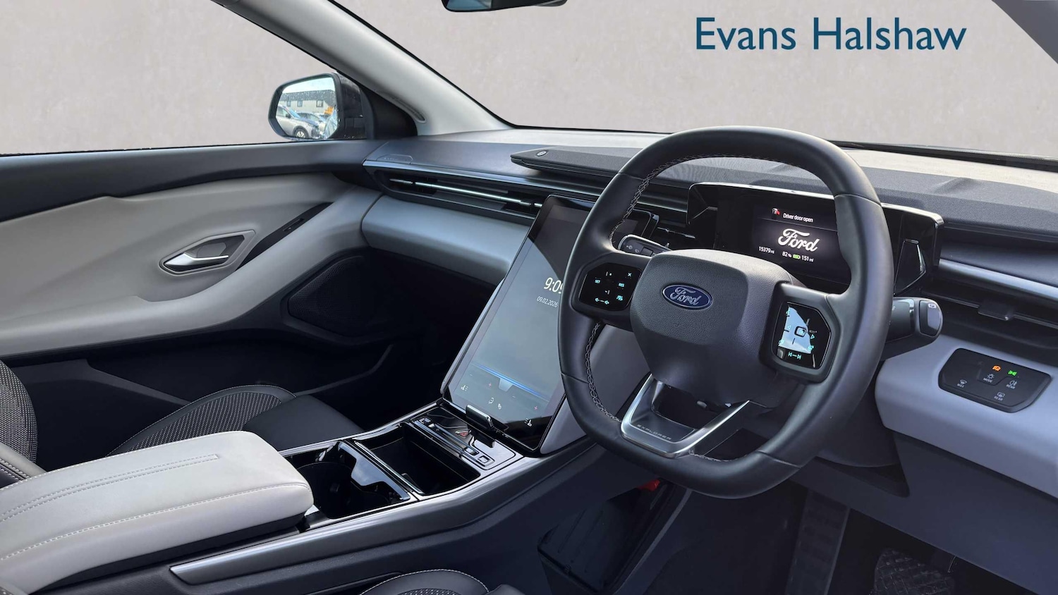 Used Ford Explorer 2024 for sale - 78076888: Photo 8