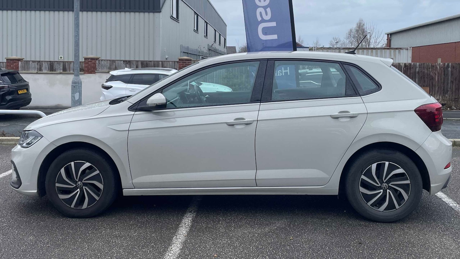 Used Volkswagen Polo 2023 for sale - 77726841: Photo 4