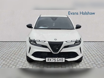 Used Alfa Romeo Junior 2025 for sale - 79282313: Photo