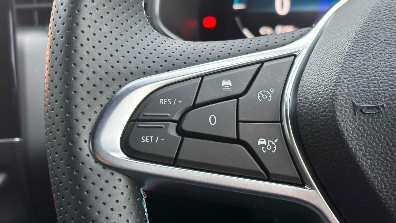 Used Renault Clio 2024 for sale - 77500221: Photo 16