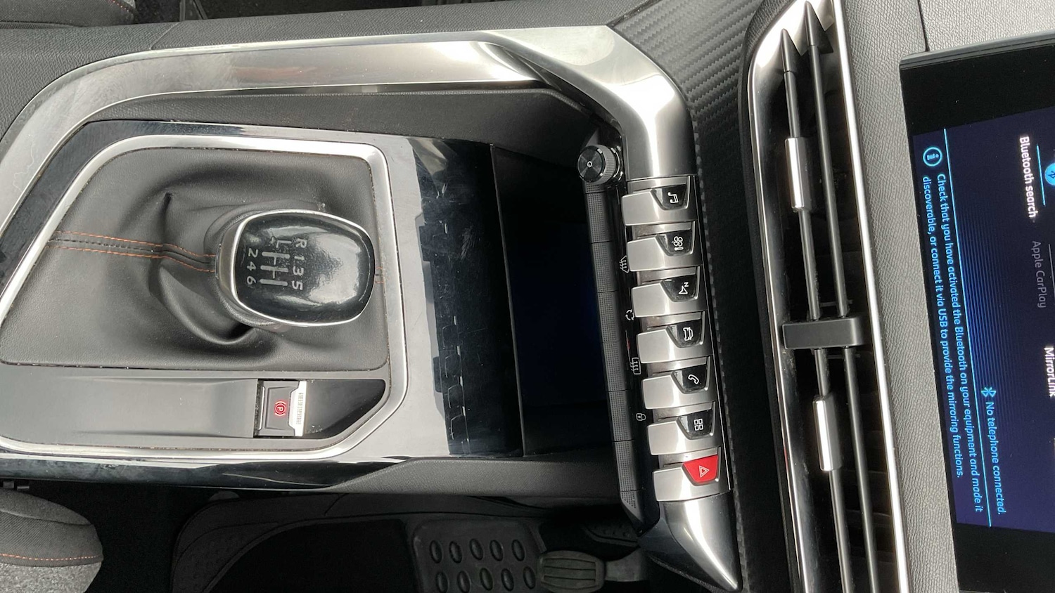 Used Peugeot 3008 2018 for sale - 75917953: Photo 22