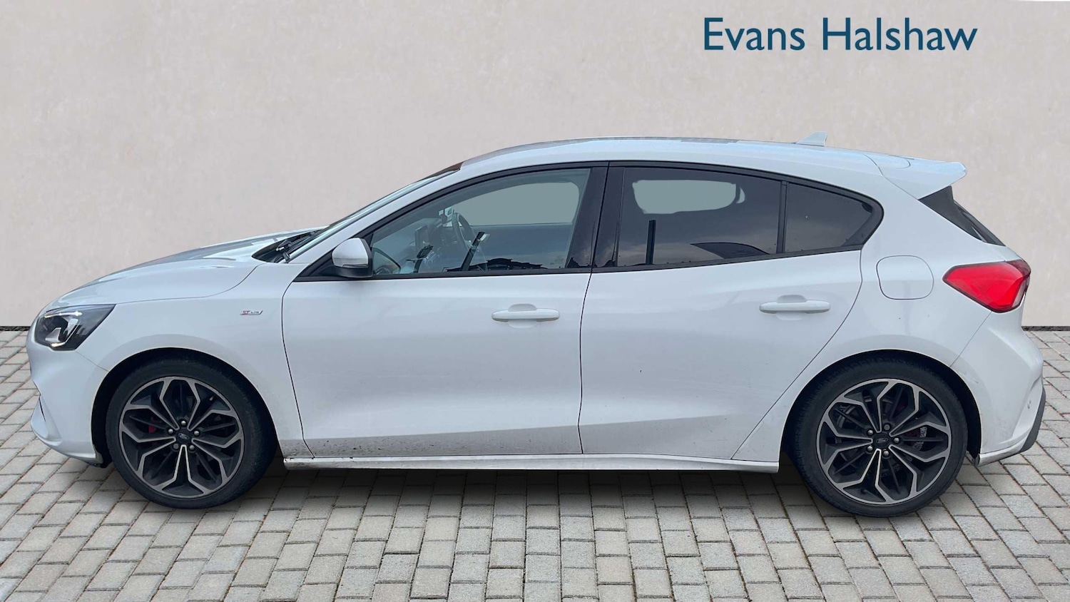 Used Ford Focus 2019 for sale - 76827729: Photo 4