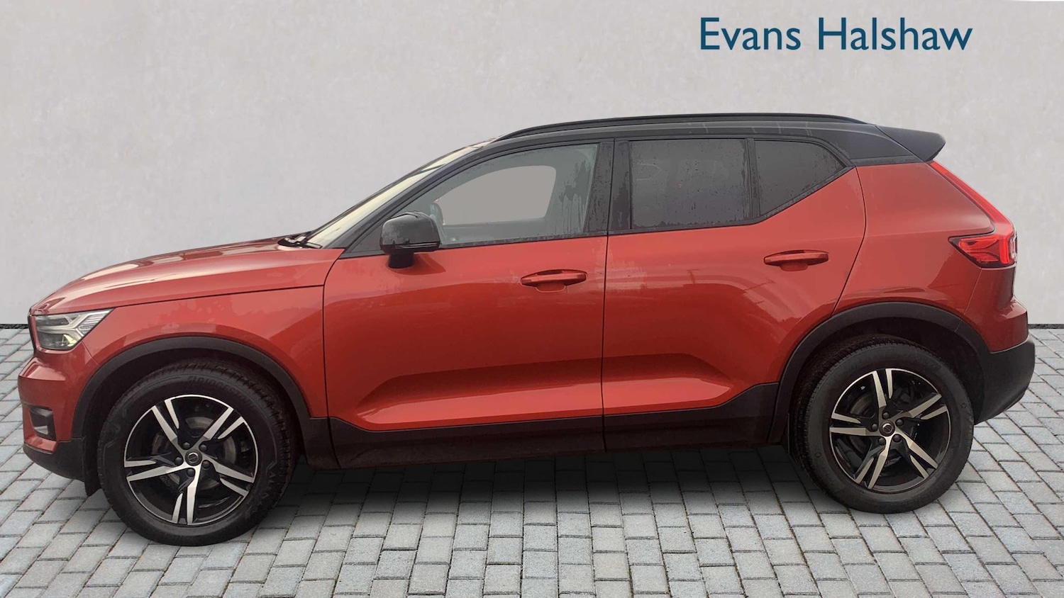 Used Volvo XC40 2020 for sale - 76842999: Photo 4
