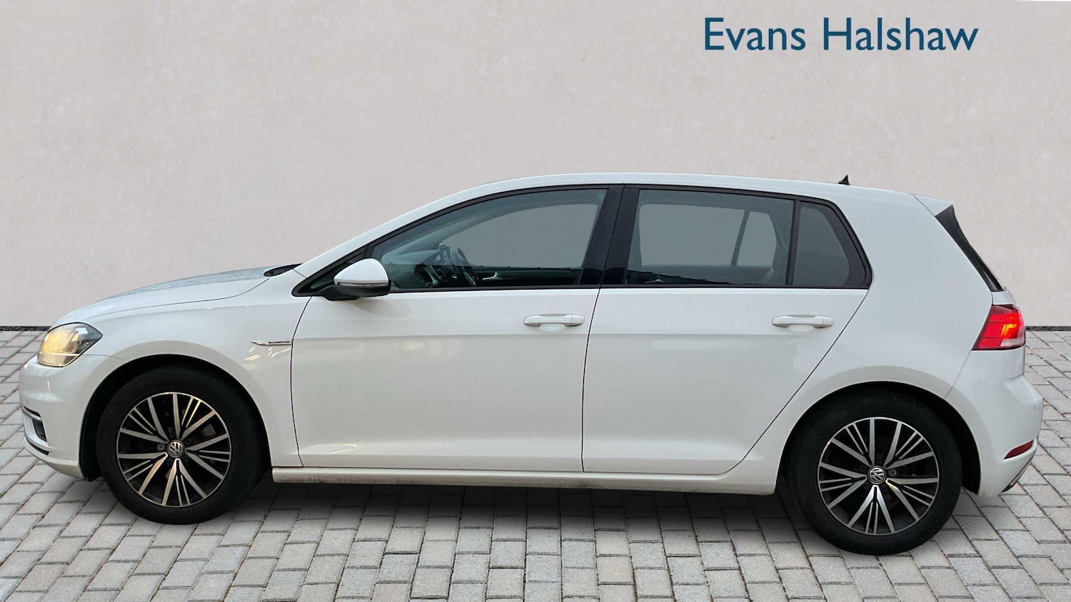 Used Volkswagen Golf 2018 for sale - 77032266: Photo 3