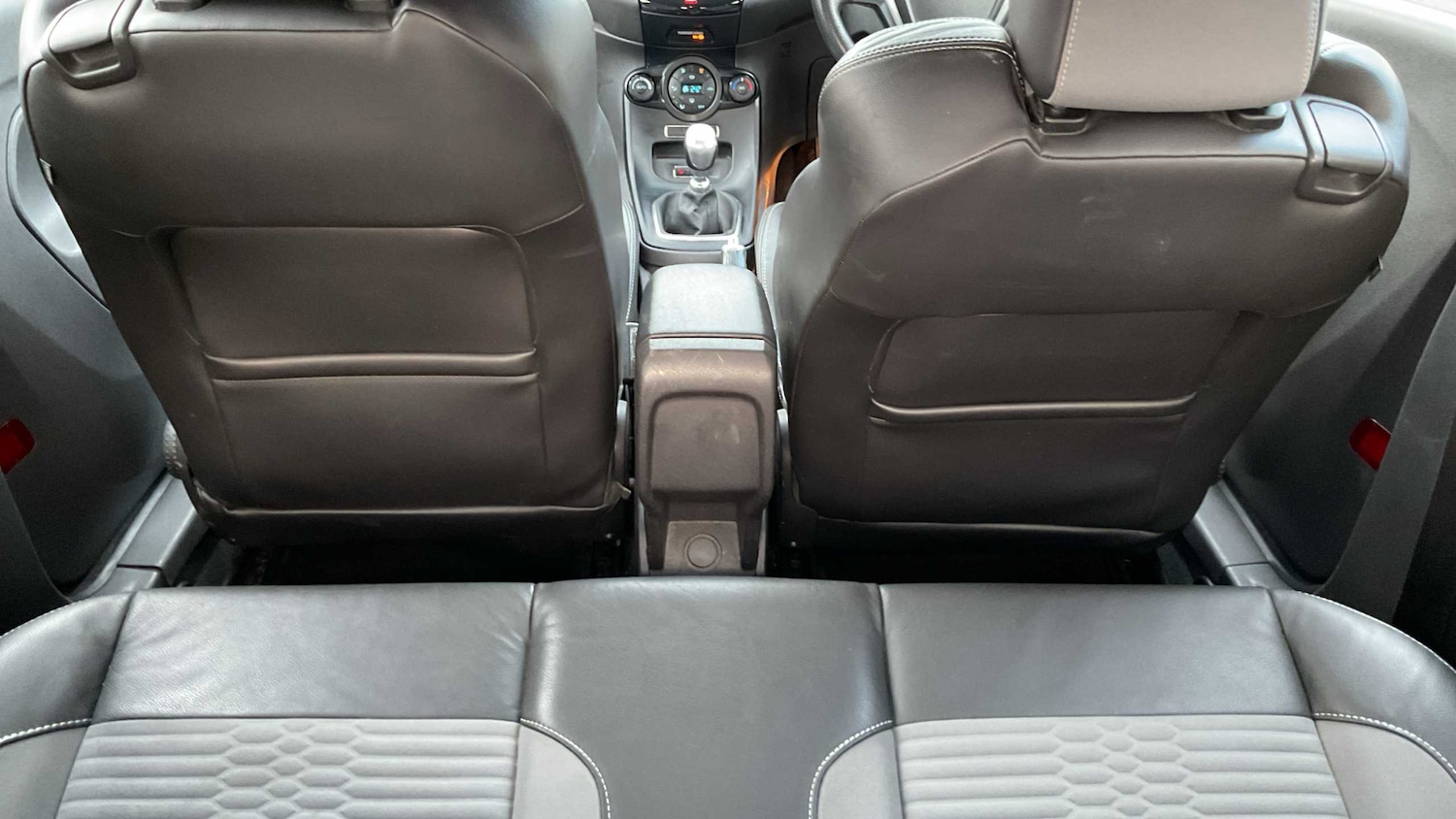 Used Ford Fiesta 2016 for sale - 76842822: Photo 11