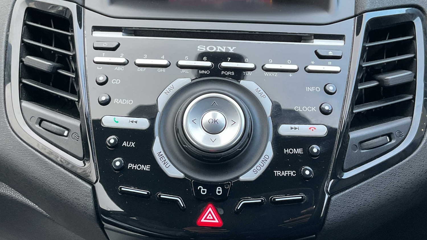 Used Ford Fiesta 2016 for sale - 76842822: Photo 15