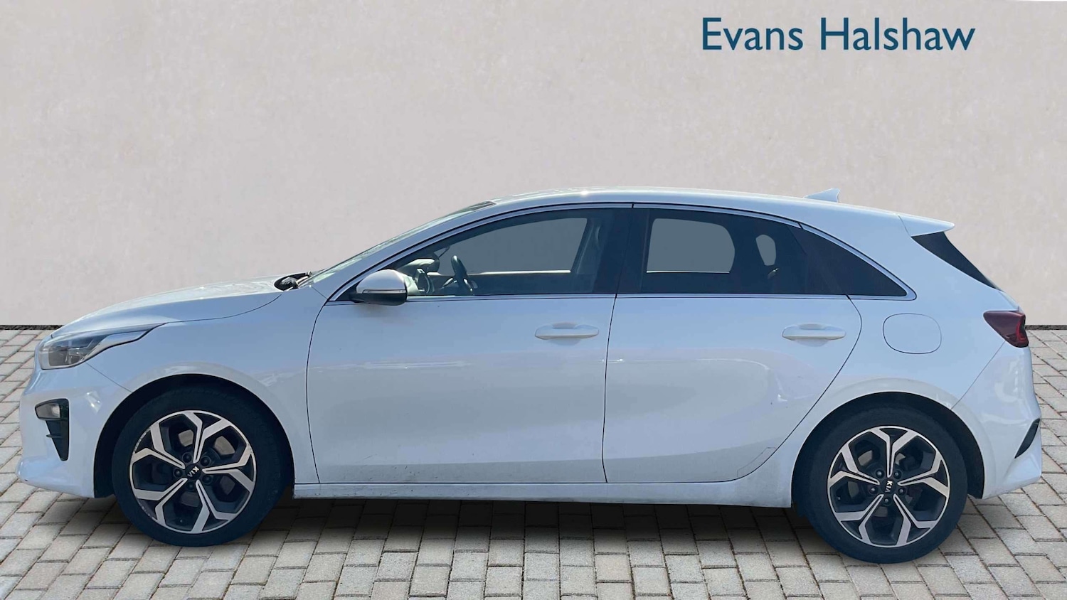 Used Kia Ceed 2018 for sale - 77943516: Photo 4