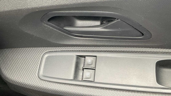 Used Dacia Sandero 2023 for sale - 75812424: Photo 31