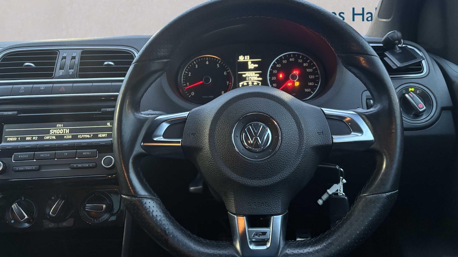 Used Volkswagen Polo 2013 for sale - 77294291: Photo 9