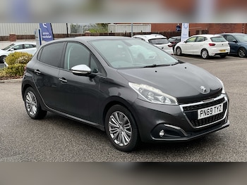Used Peugeot 208 2019 for sale - 76141474: Photo