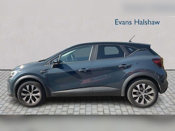 Used Renault Captur 2023 for sale - 79183520: Photo