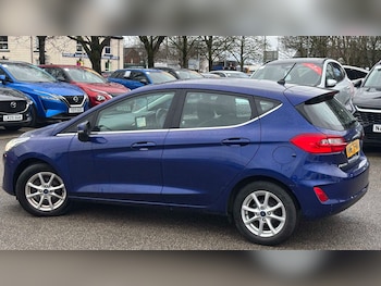 Used Ford Fiesta 2017 for sale - 77756620: Photo