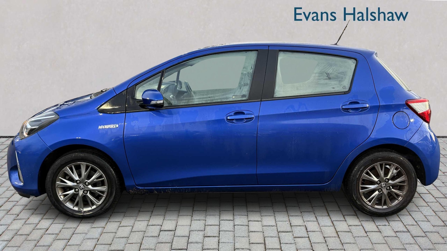 Used Toyota Yaris 2020 for sale - 77270160: Photo 4