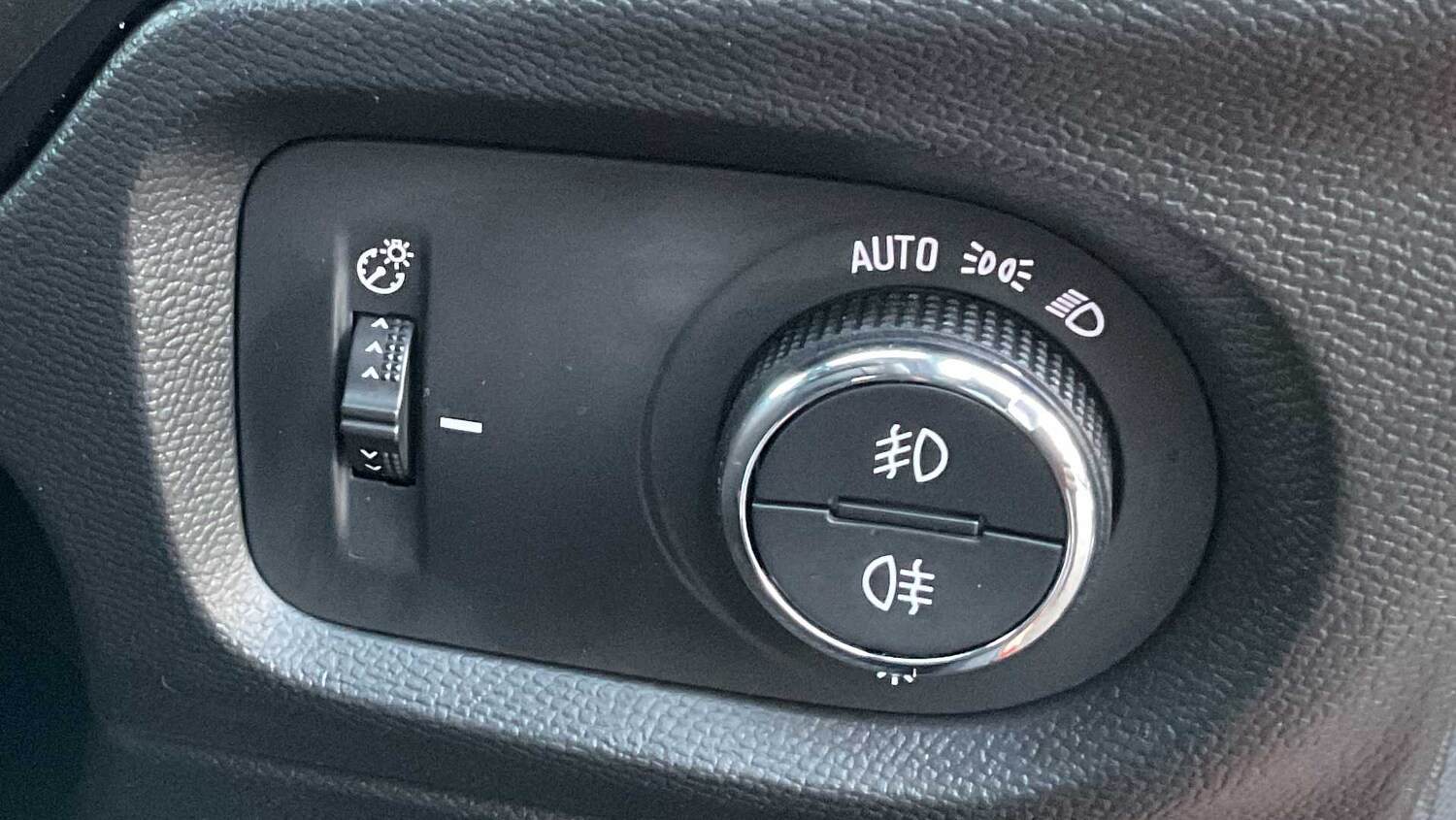 Used Vauxhall Corsa 2022 for sale - 76373758: Photo 18