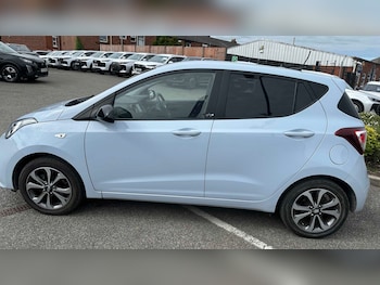 Used Hyundai i10 2019 for sale - 78507102: Photo
