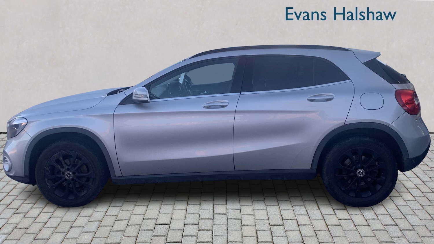 Used Mercedes-Benz GLA for sale - 77093314: Photo 4