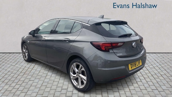 Used Vauxhall Astra 2018 for sale - 76262394: Photo 2
