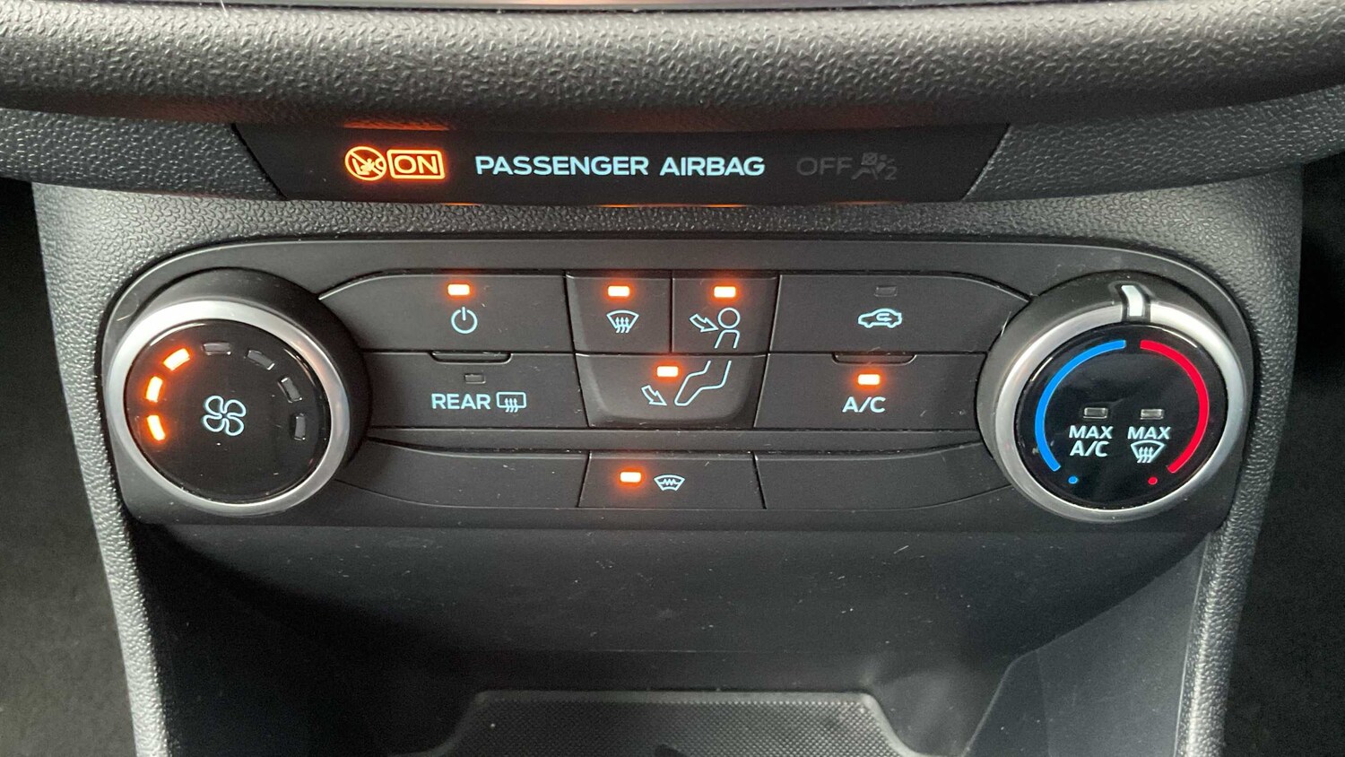 Used Ford Fiesta 2020 for sale - 75903159: Photo 19