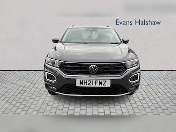 Used Volkswagen T-Roc 2021 for sale - 76262416: Photo 2