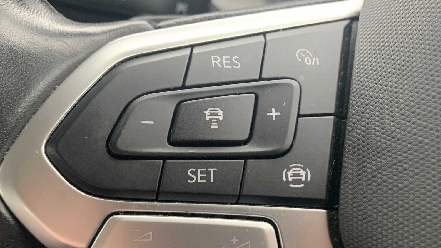 Used Volkswagen T-Cross 2022 for sale - 76156287: Photo 14