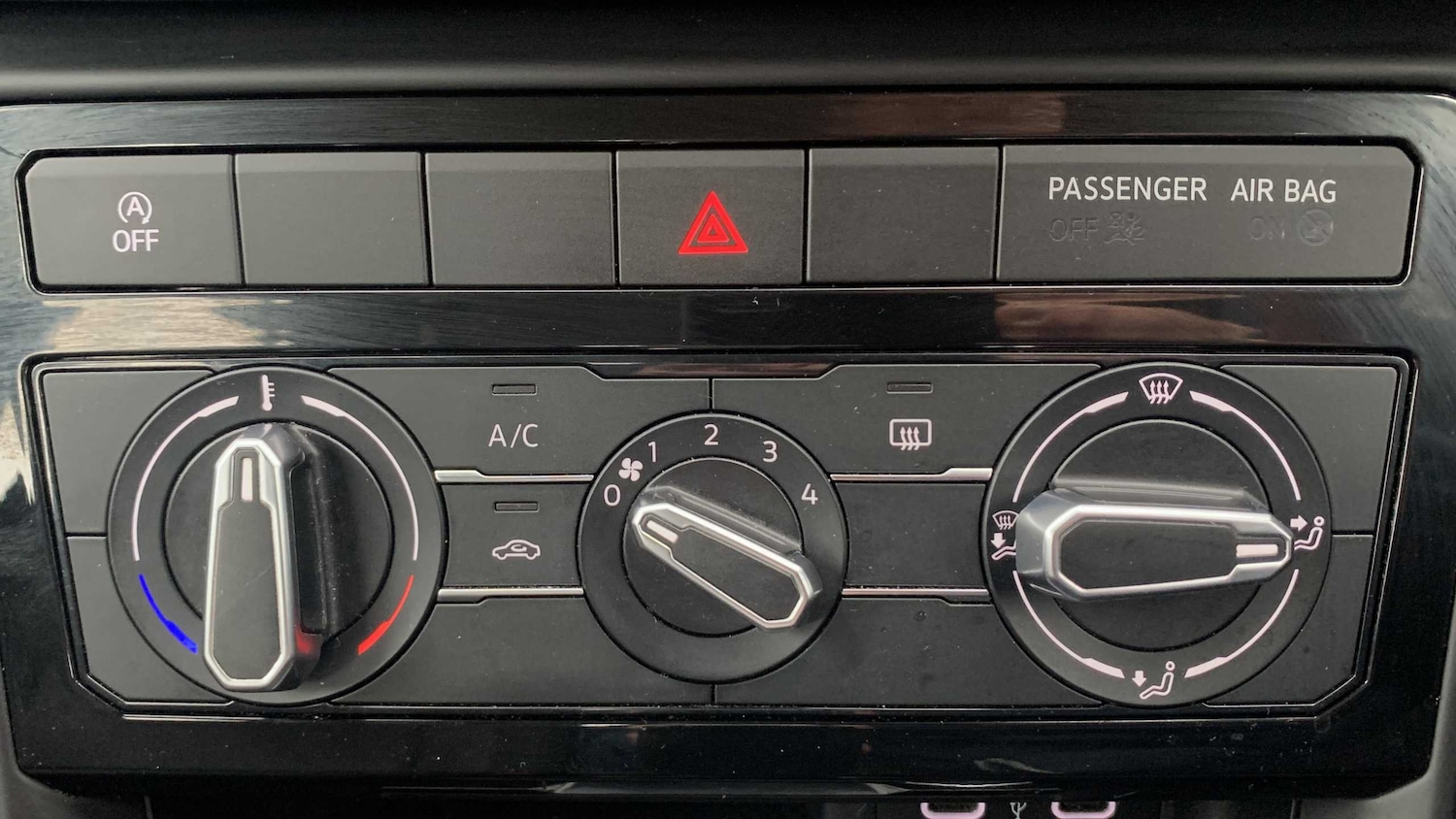 Used Volkswagen T-Cross 2022 for sale - 76156287: Photo 17