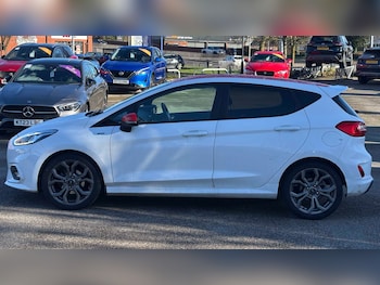 Used Ford Fiesta 2018 for sale - 77589205: Photo