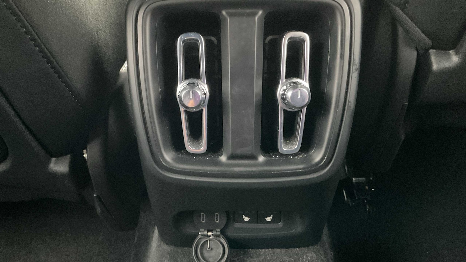 Used Volvo XC40 2022 for sale - 76488171: Photo 13