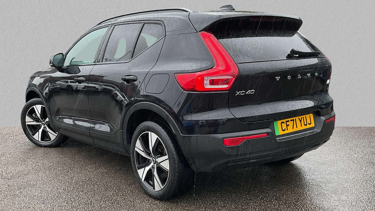 Used Volvo XC40 2022 for sale - 76488171: Photo 2