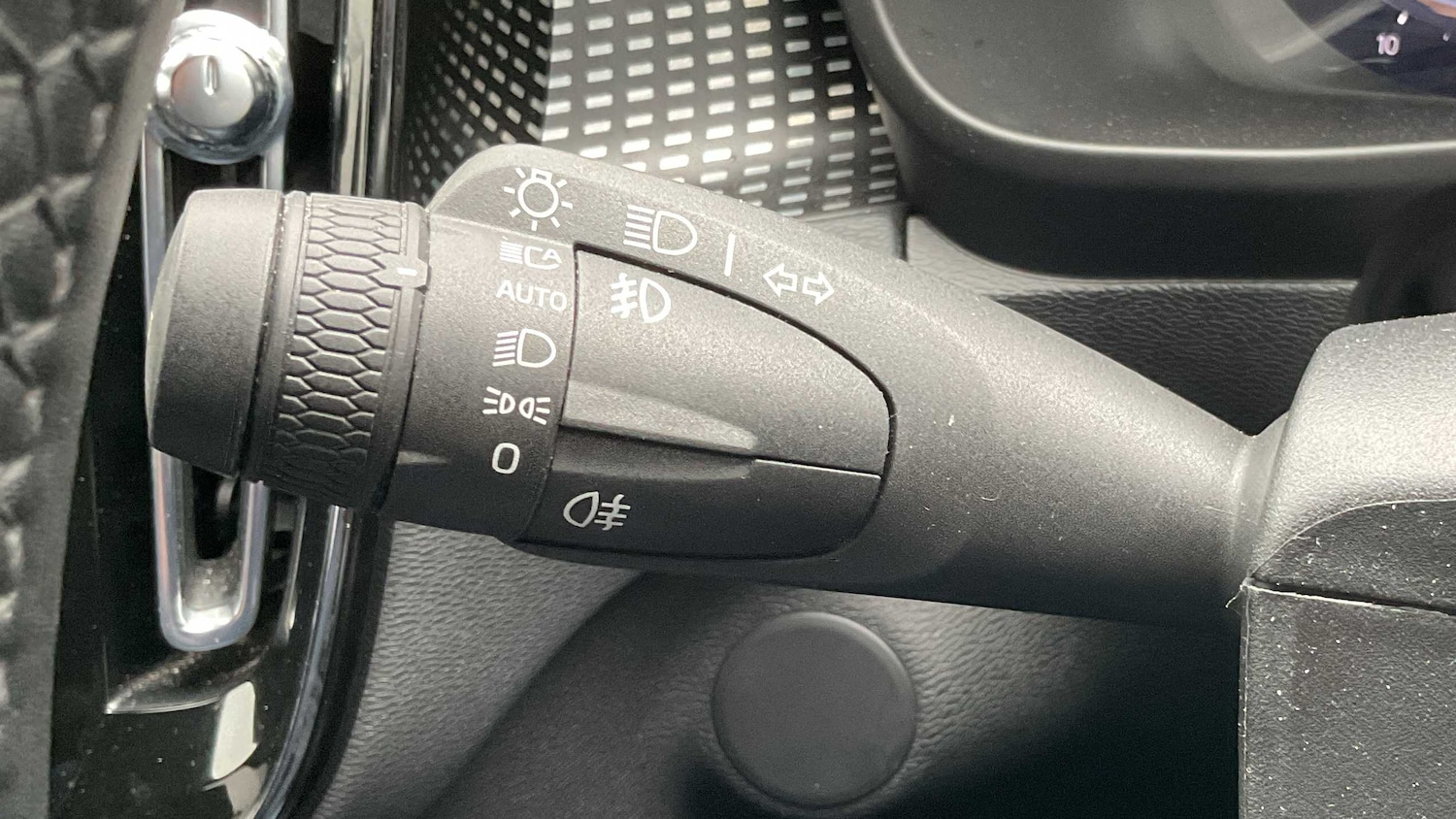 Used Volvo XC40 2022 for sale - 76488171: Photo 27