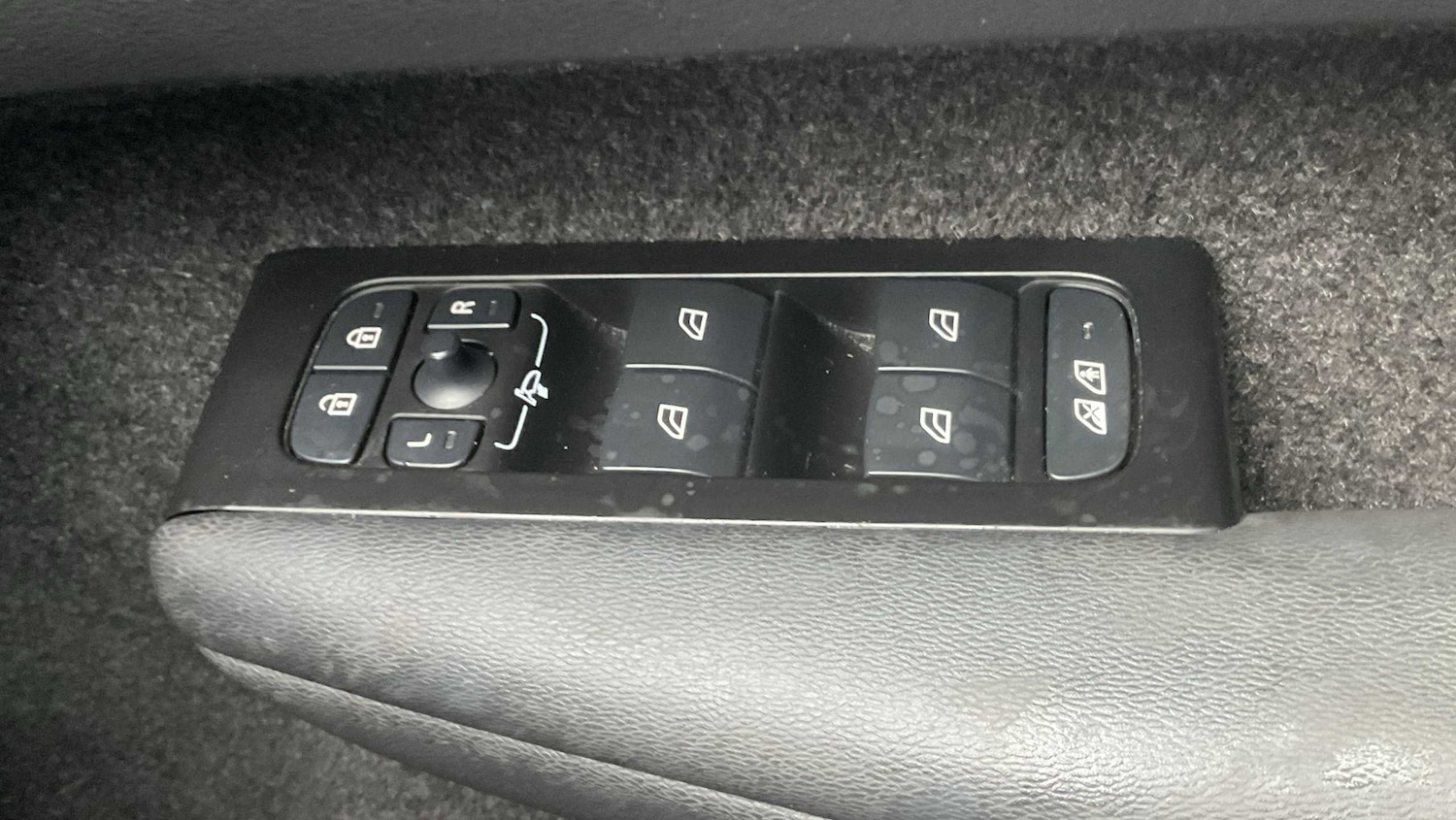 Used Volvo XC40 2022 for sale - 76488171: Photo 32