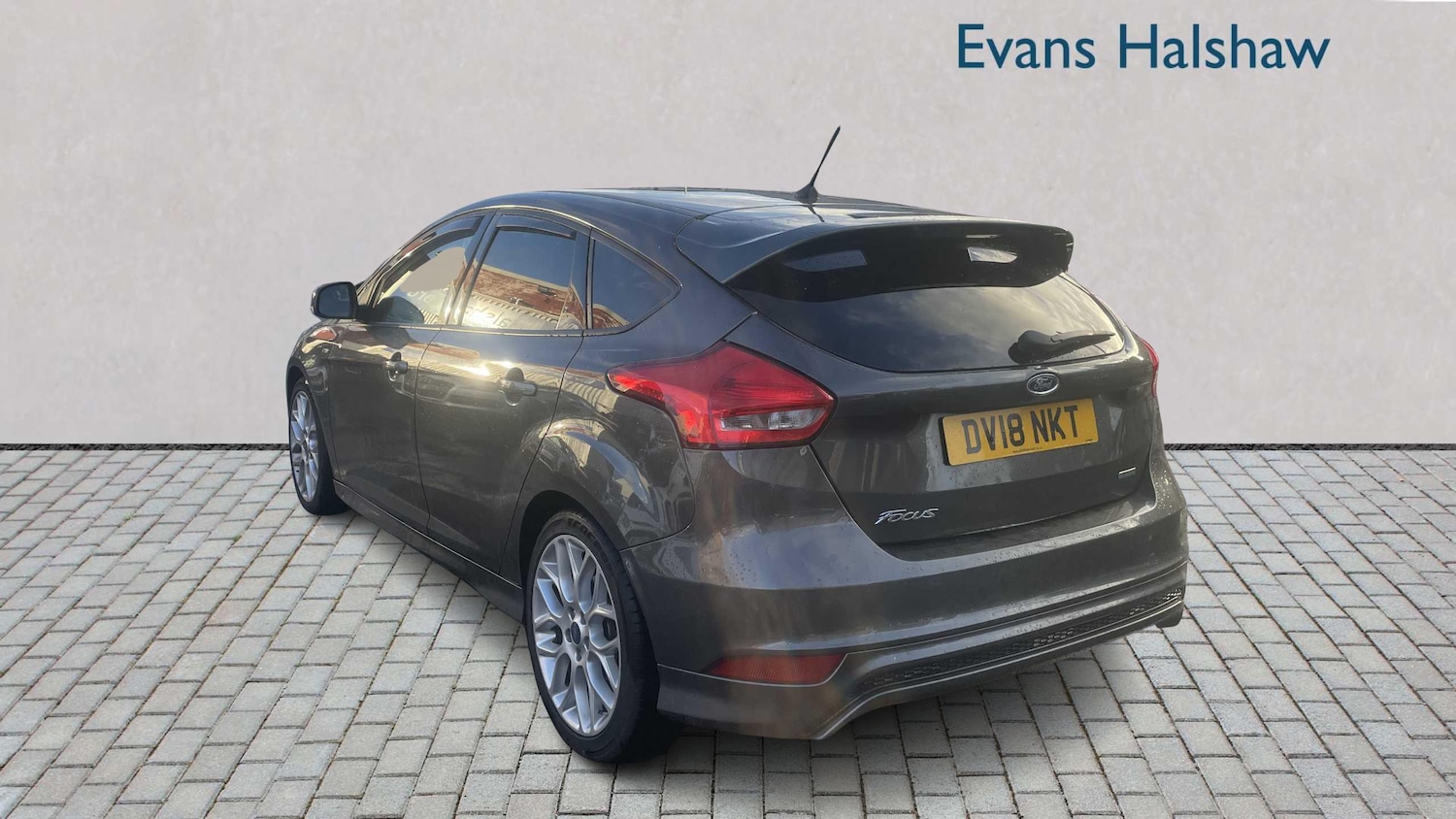 Used Ford Focus 2018 for sale - 76442464: Photo 3