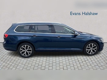 Used Volkswagen Passat 2023 for sale - 79065610: Photo