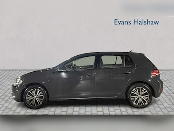 Used Volkswagen Golf 2019 for sale - 77414777: Photo