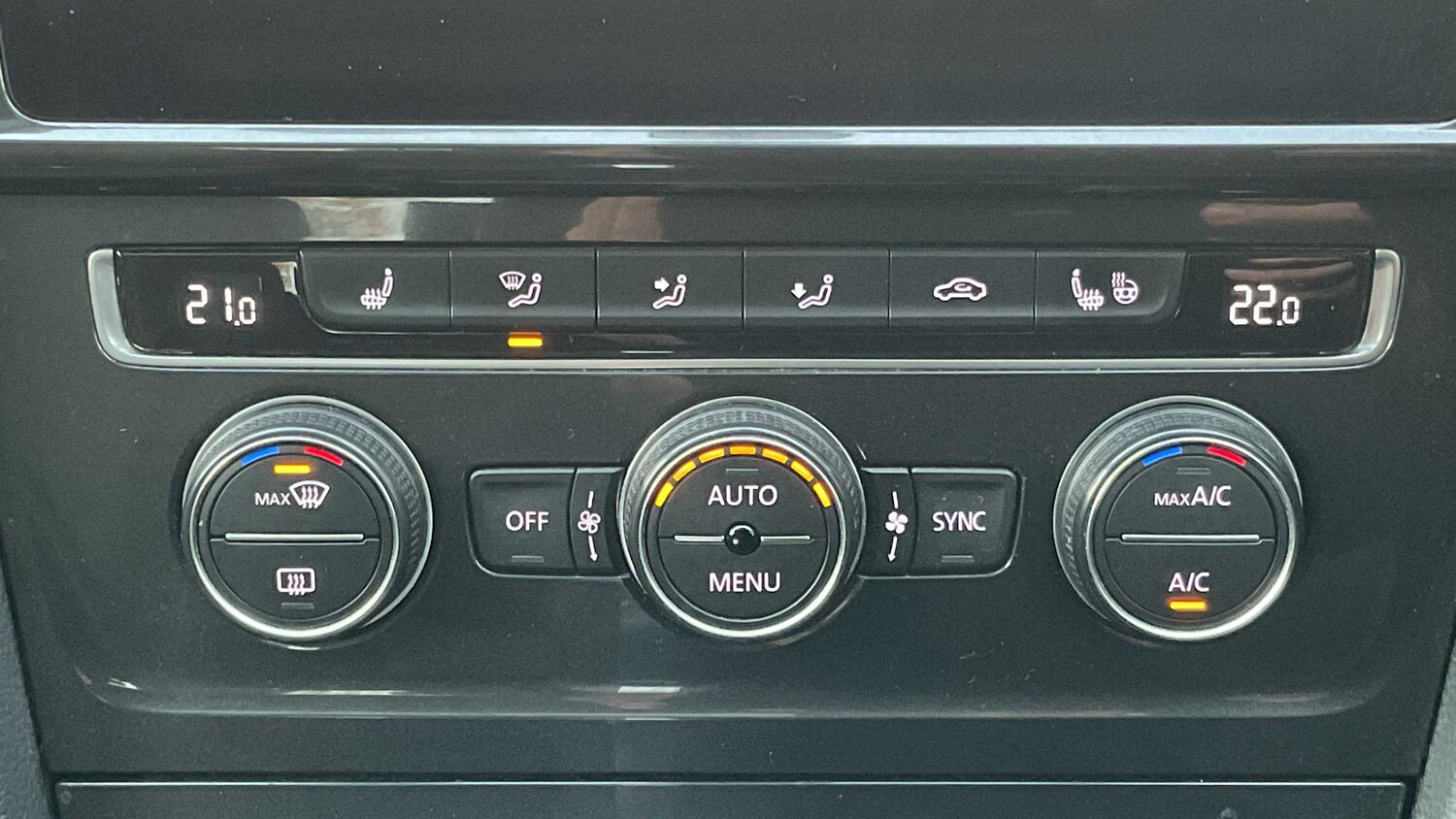 Used Volkswagen Golf 2017 for sale - 76575989: Photo 17