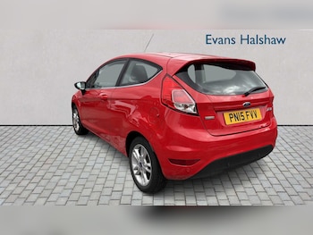 Used Ford Fiesta 2015 for sale - 76176923: Photo 2