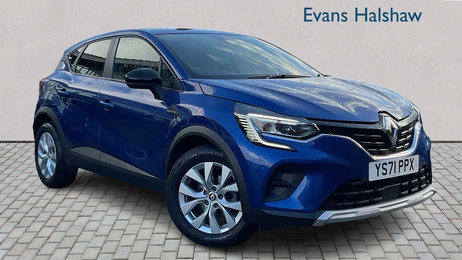 Used Renault Captur 2022 for sale - 76442431: Photo 1