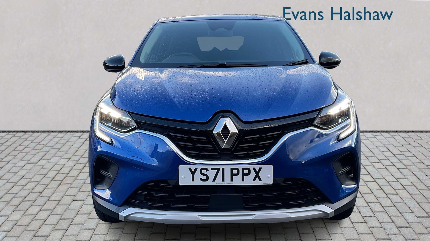 Used Renault Captur 2022 for sale - 76442431: Photo 4