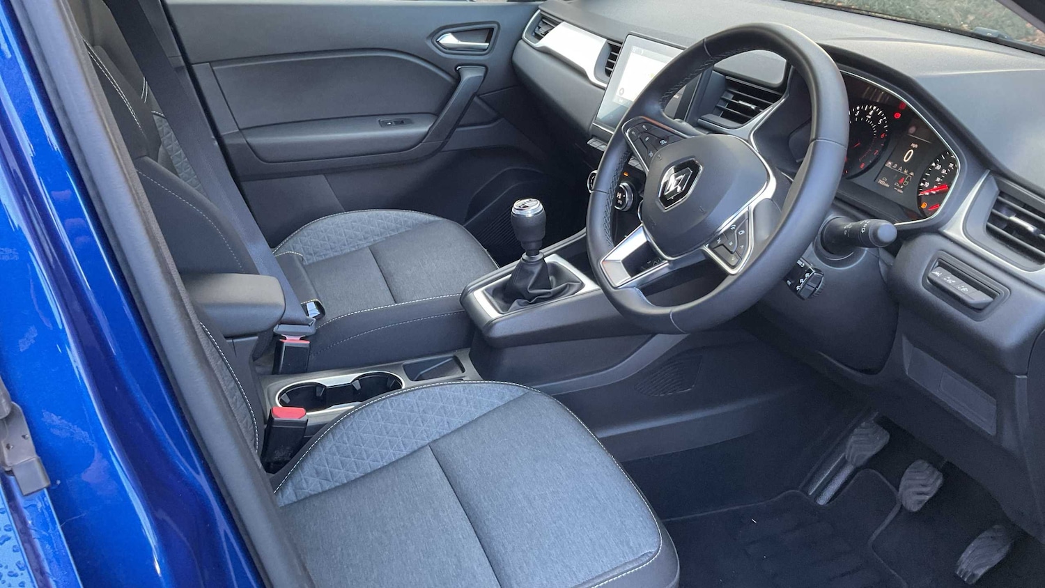 Used Renault Captur 2022 for sale - 76442431: Photo 8