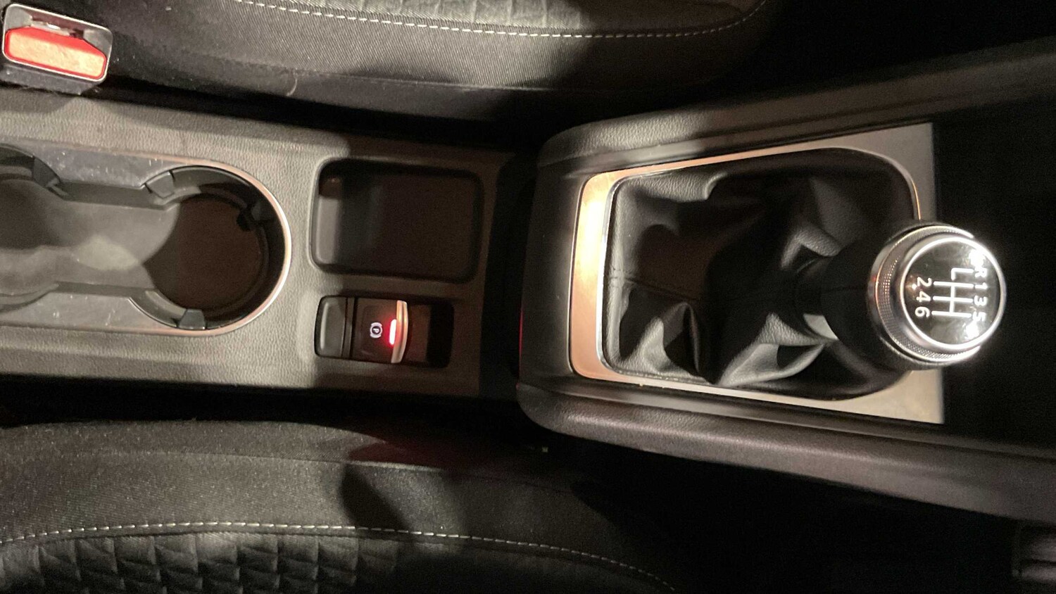 Used Renault Captur 2022 for sale - 76610581: Photo 18